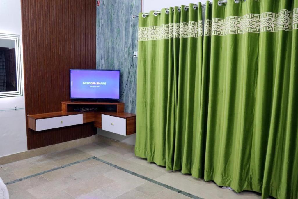 Thomas Guest House Ісламабад Екстер'єр фото